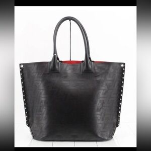 CHRISTIAN LOUBOUTIN Laser Cut
Black calfskin Leather Tote Bag with dust bag